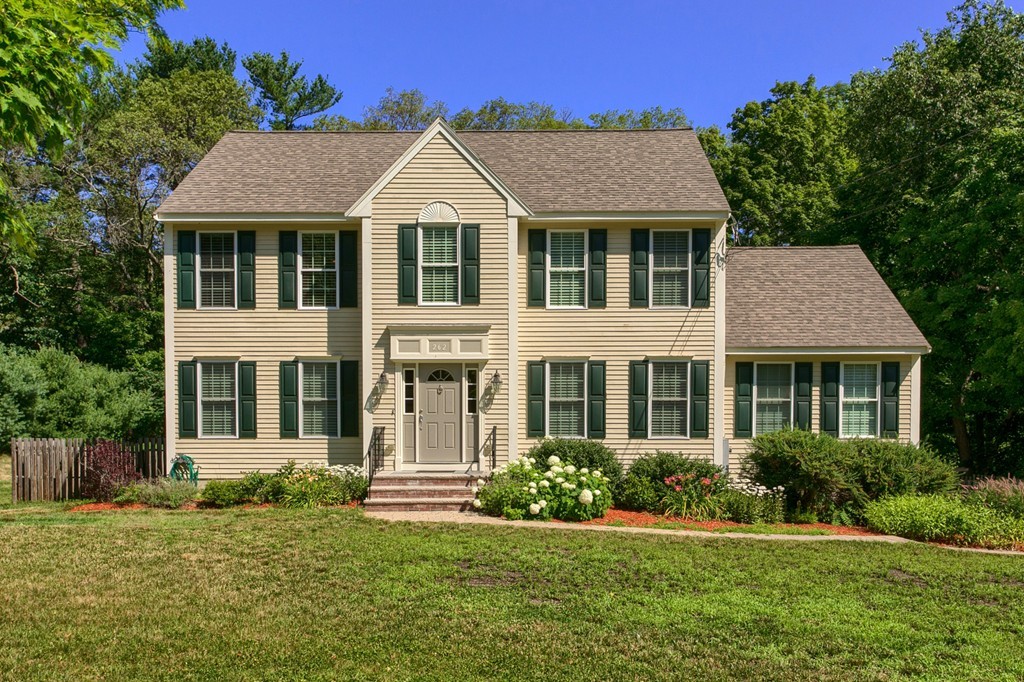 262 North Street Georgetown, MA 01833 - Photo 1 of 30 Gallery Image 1