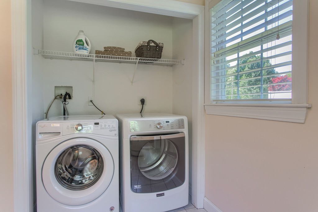 262 North Street Georgetown, MA 01833 - Photo 21 of 30 Gallery Image 21