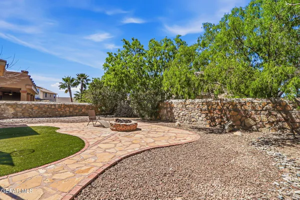 $315,000 | 7267 Camino Del Sol Drive, El Paso, TX 79911
