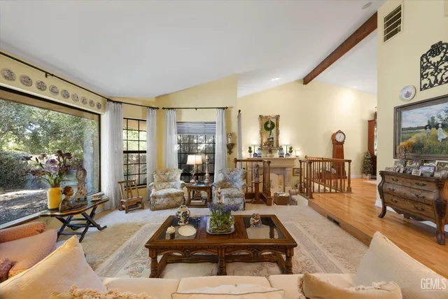 $926,000 | Undisclosed Address, Bakersfield, CA 93308