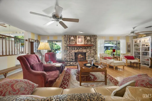 $926,000 | Undisclosed Address, Bakersfield, CA 93308