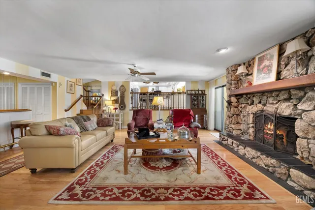 $926,000 | Undisclosed Address, Bakersfield, CA 93308