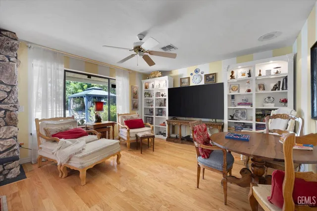 $926,000 | Undisclosed Address, Bakersfield, CA 93308