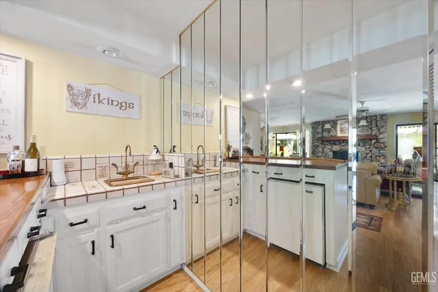 $926,000 | Undisclosed Address, Bakersfield, CA 93308