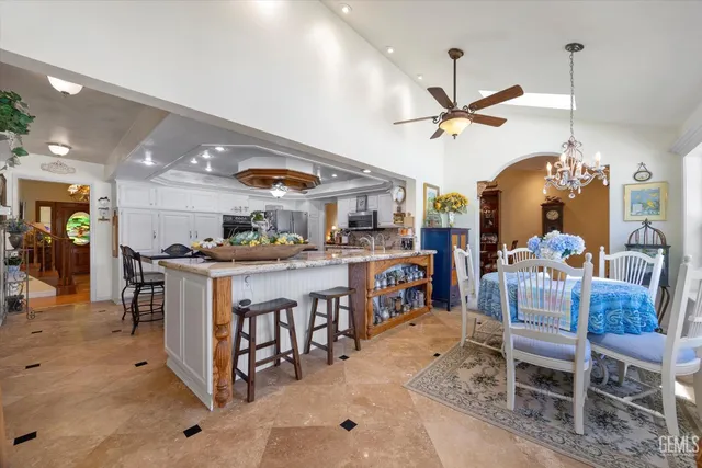 $926,000 | Undisclosed Address, Bakersfield, CA 93308