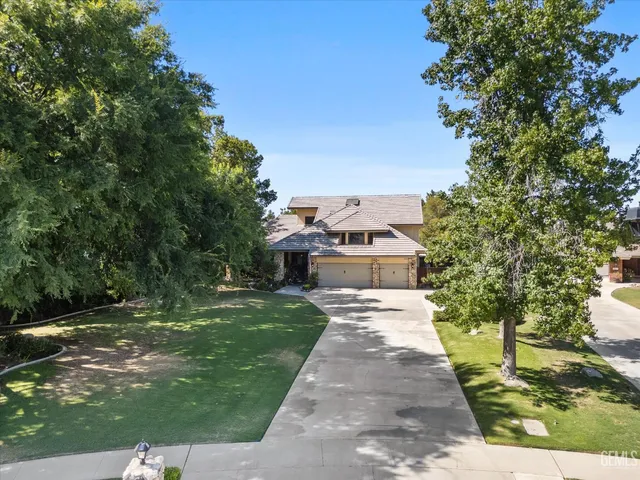 $926,000 | Undisclosed Address, Bakersfield, CA 93308