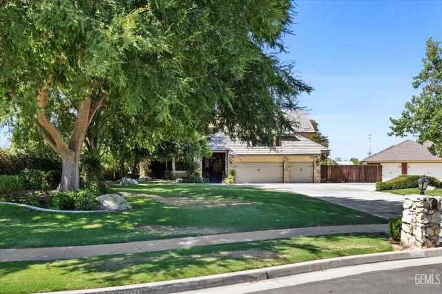$926,000 | Undisclosed Address, Bakersfield, CA 93308