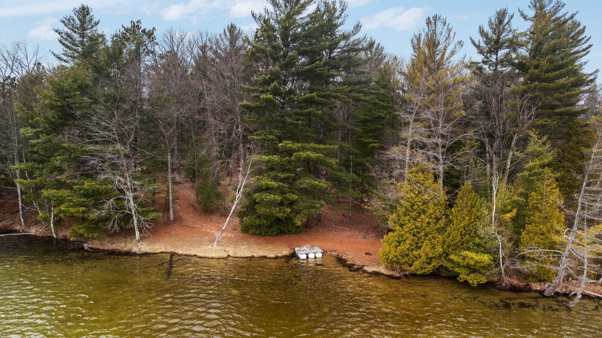10513 Wildwood Road Interlochen, MI 49643 - Photo 8 of 26 1931978-fc229141-b7cc-442f-aa50-bd7467308da0.JPG