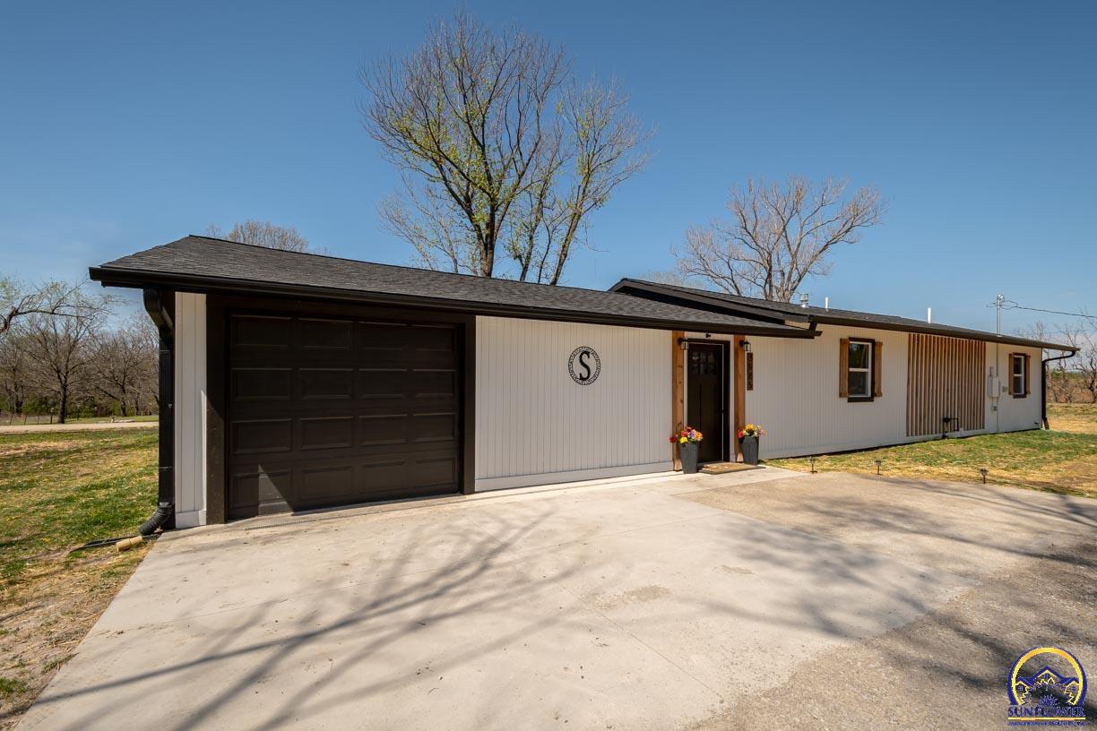 3985 43rd Street Grantville, KS 66429 - Photo 40 of 47
