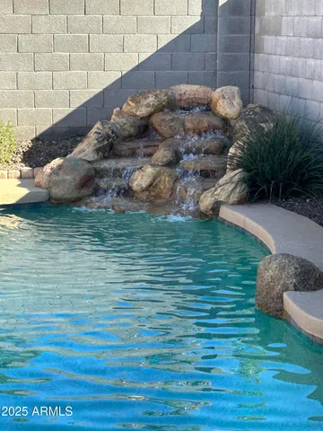 a view of a garden with an empty space