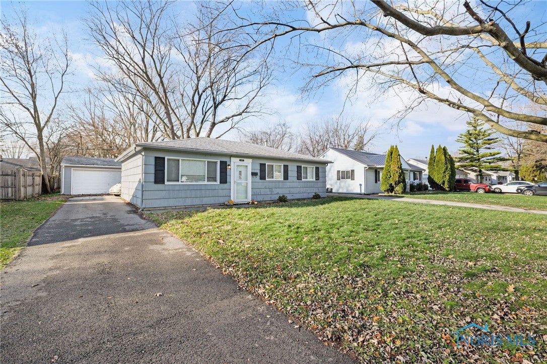 327 Clifton Road Toledo, OH 43607 - Photo 2 of 19 Gallery Image 2