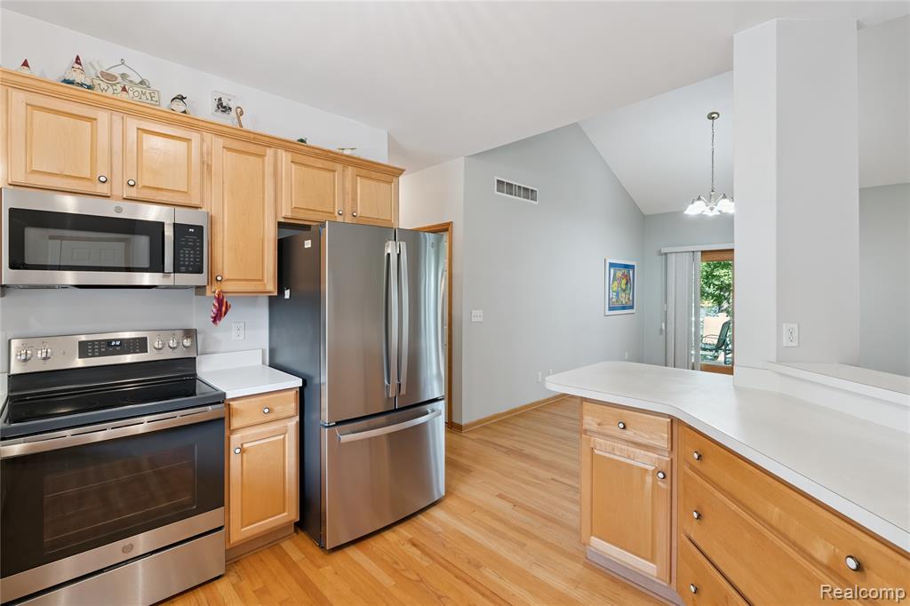 1441 Remsing Street Hartland, MI 48353 - Photo 13 of 59 Gallery Image 13