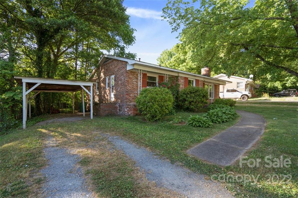 3322 Sudbury Road, Unit 9 Charlotte, NC 28205 - Photo 10 of 14 Gallery Image 10