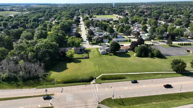 $72,000 | East Henry Street, Appleton, WI 54915