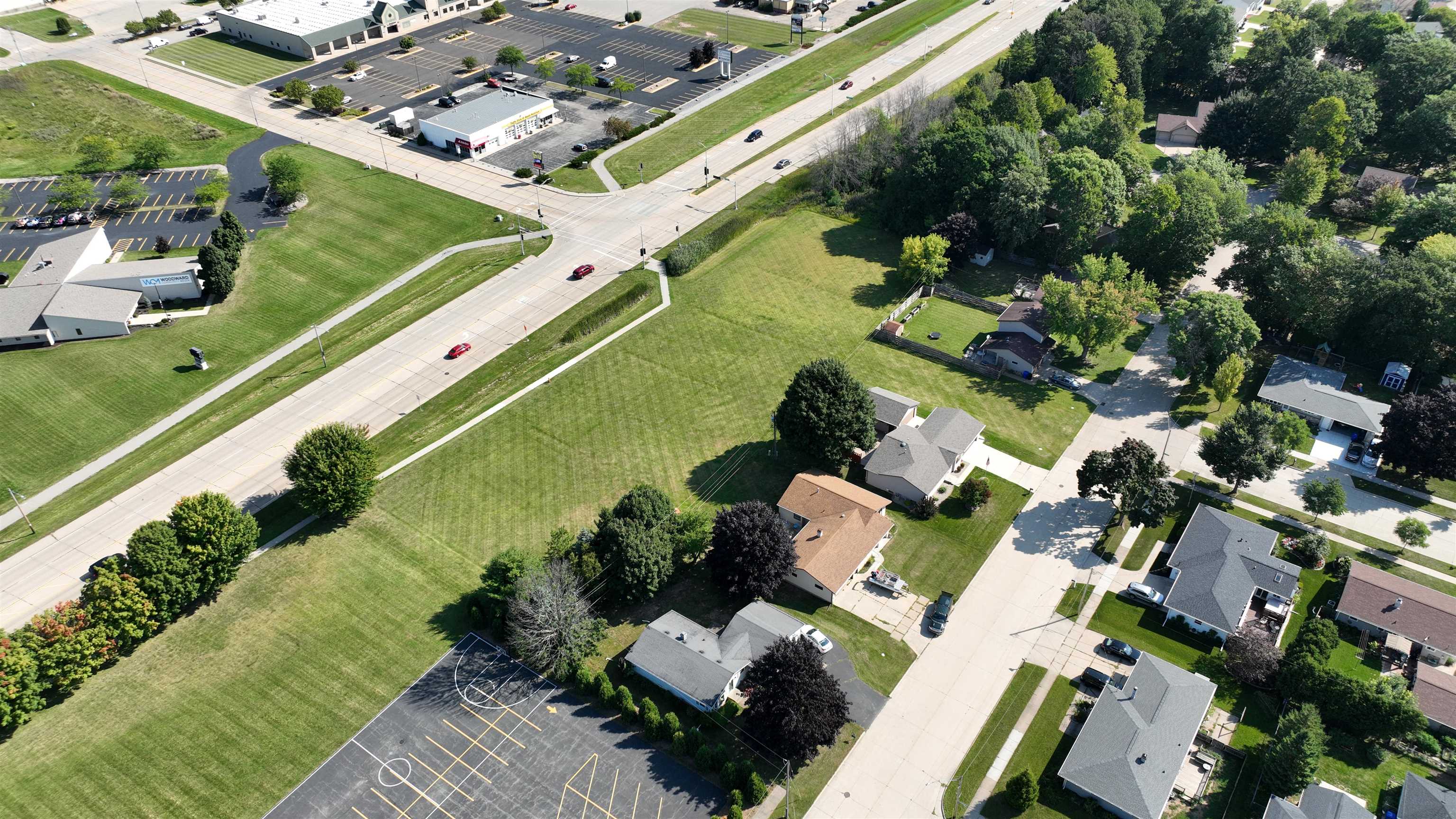 East Henry Street Appleton, WI 54915 - Photo 8 of 11