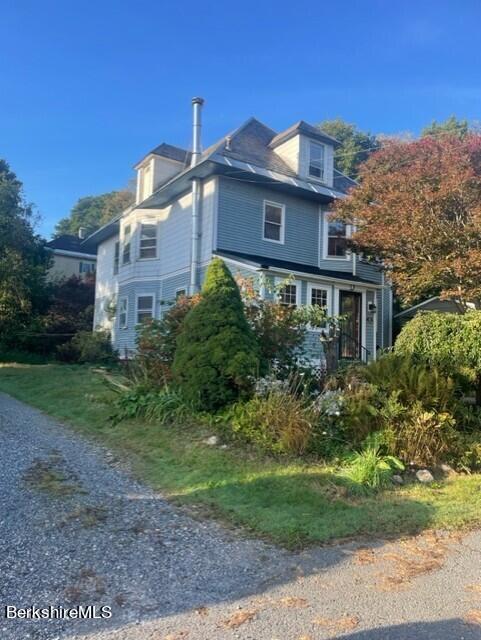 68 Cleveland Street North Adams, MA 01247 - Photo 2 of 26 thumbnail_IMG_5836