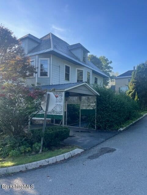 68 Cleveland Street North Adams, MA 01247 - Photo 3 of 26 thumbnail_IMG_5837