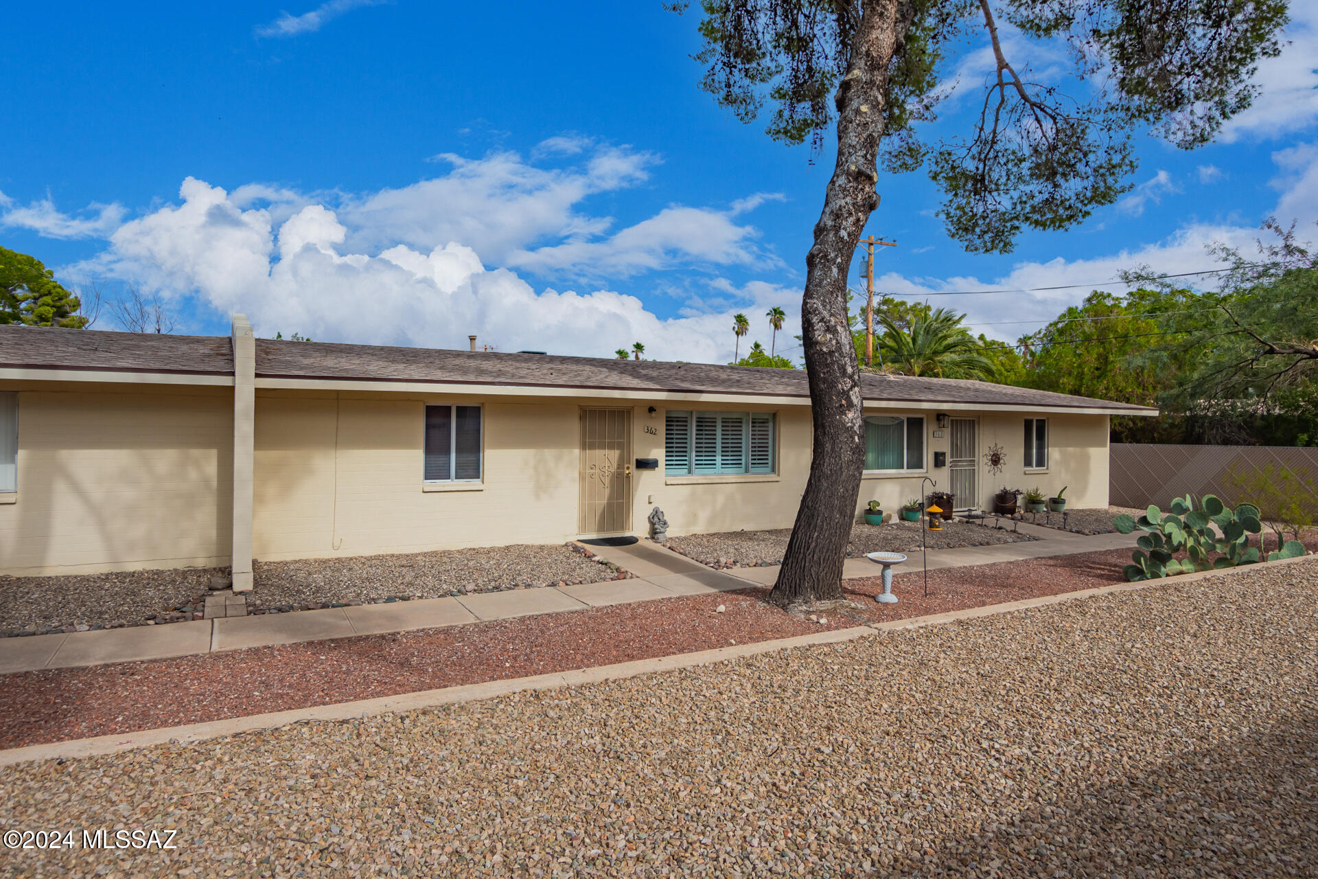 362 North Silverbell Road Tucson, AZ 85745 - Photo 2 of 23 Gallery Image 2