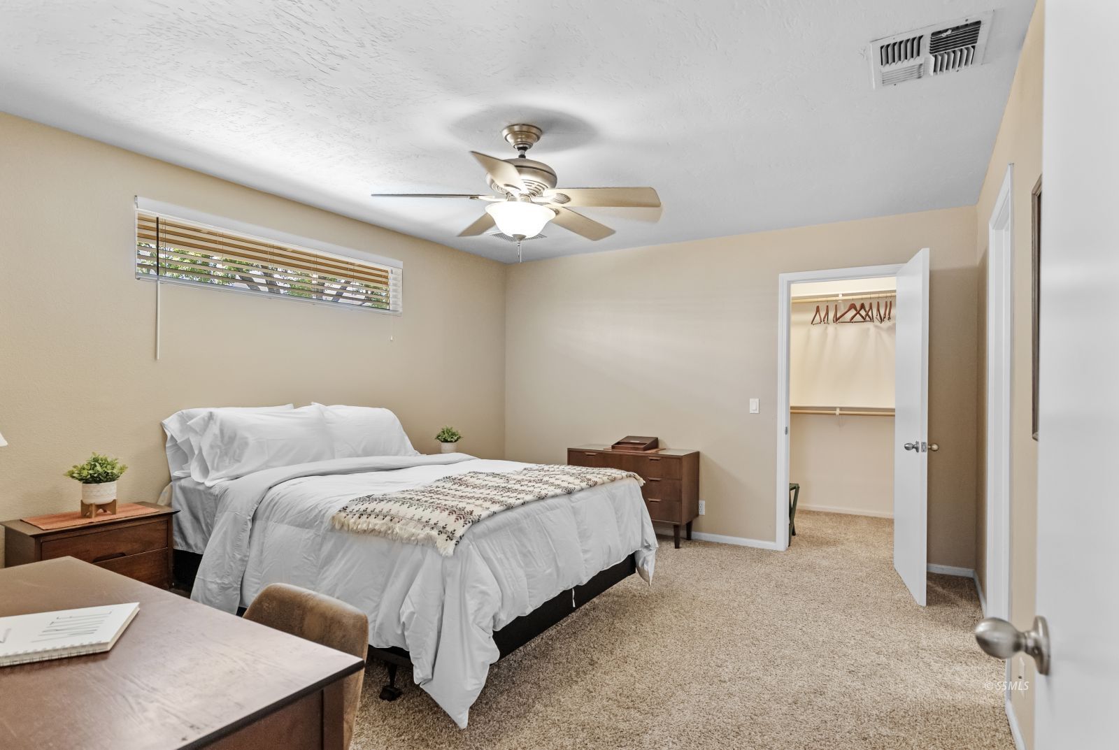 206 President Way Ridgecrest, CA 93555 - Photo 19 of 36 Gallery Image 19