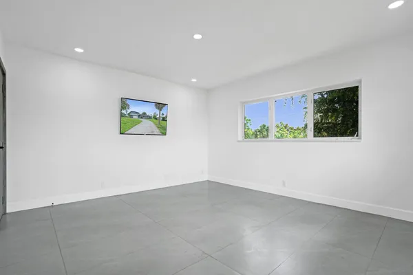 $7,200 | 6700 East Tropical Way, Plantation, FL 33317