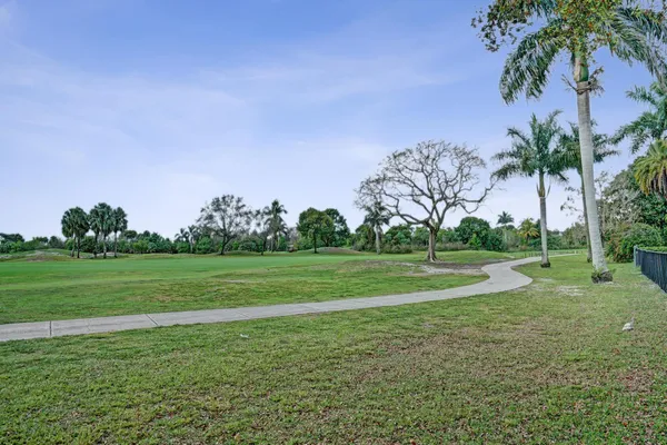 $7,200 | 6700 East Tropical Way, Plantation, FL 33317