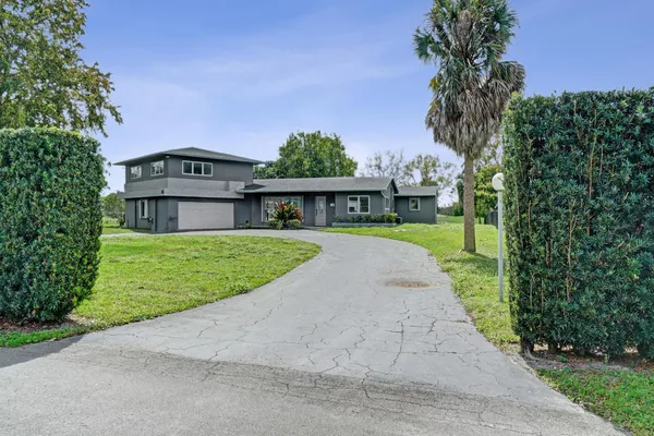 $7,200 | 6700 East Tropical Way, Plantation, FL 33317