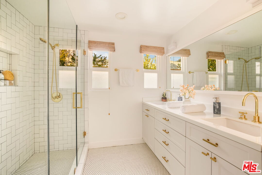 1018 Cedar Street Santa Monica, CA 90405 - Photo 23 of 38