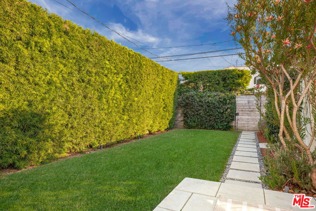 1018 Cedar Street Santa Monica, CA 90405 - Photo 28 of 38