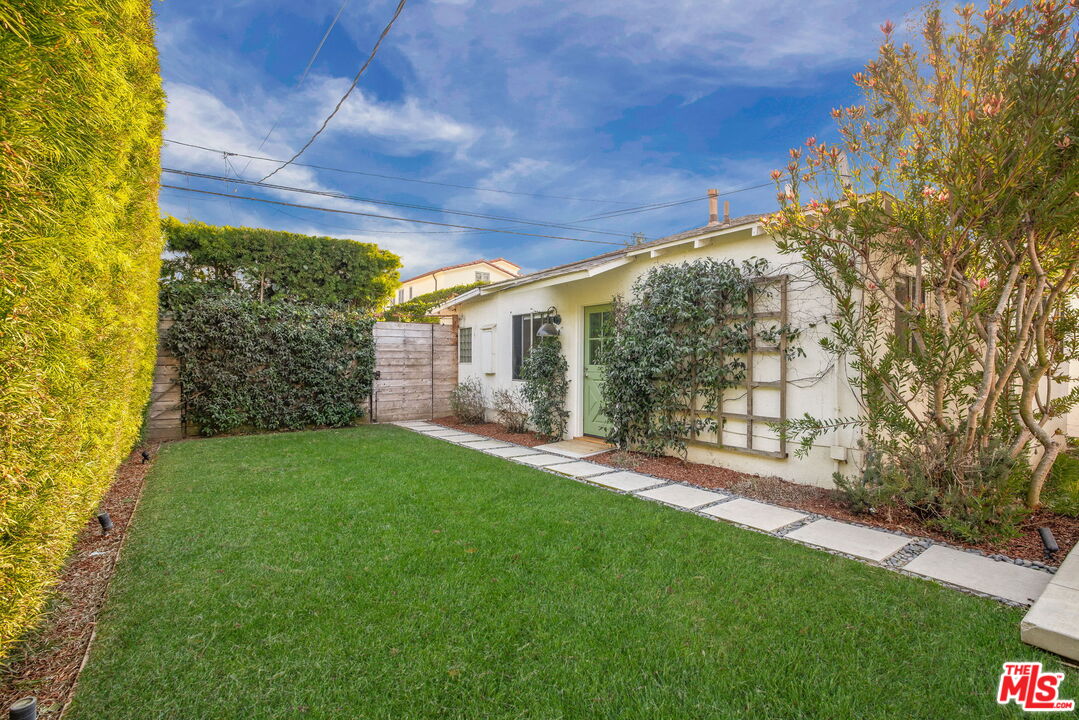 1018 Cedar Street Santa Monica, CA 90405 - Photo 37 of 38