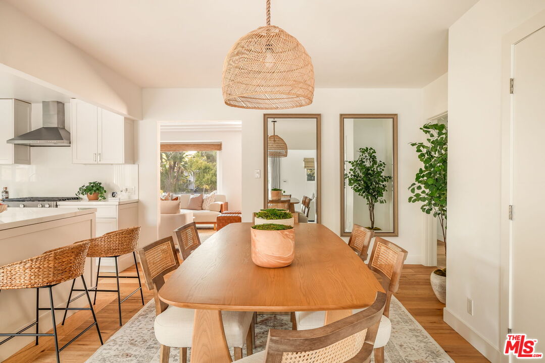 1018 Cedar Street Santa Monica, CA 90405 - Photo 6 of 38