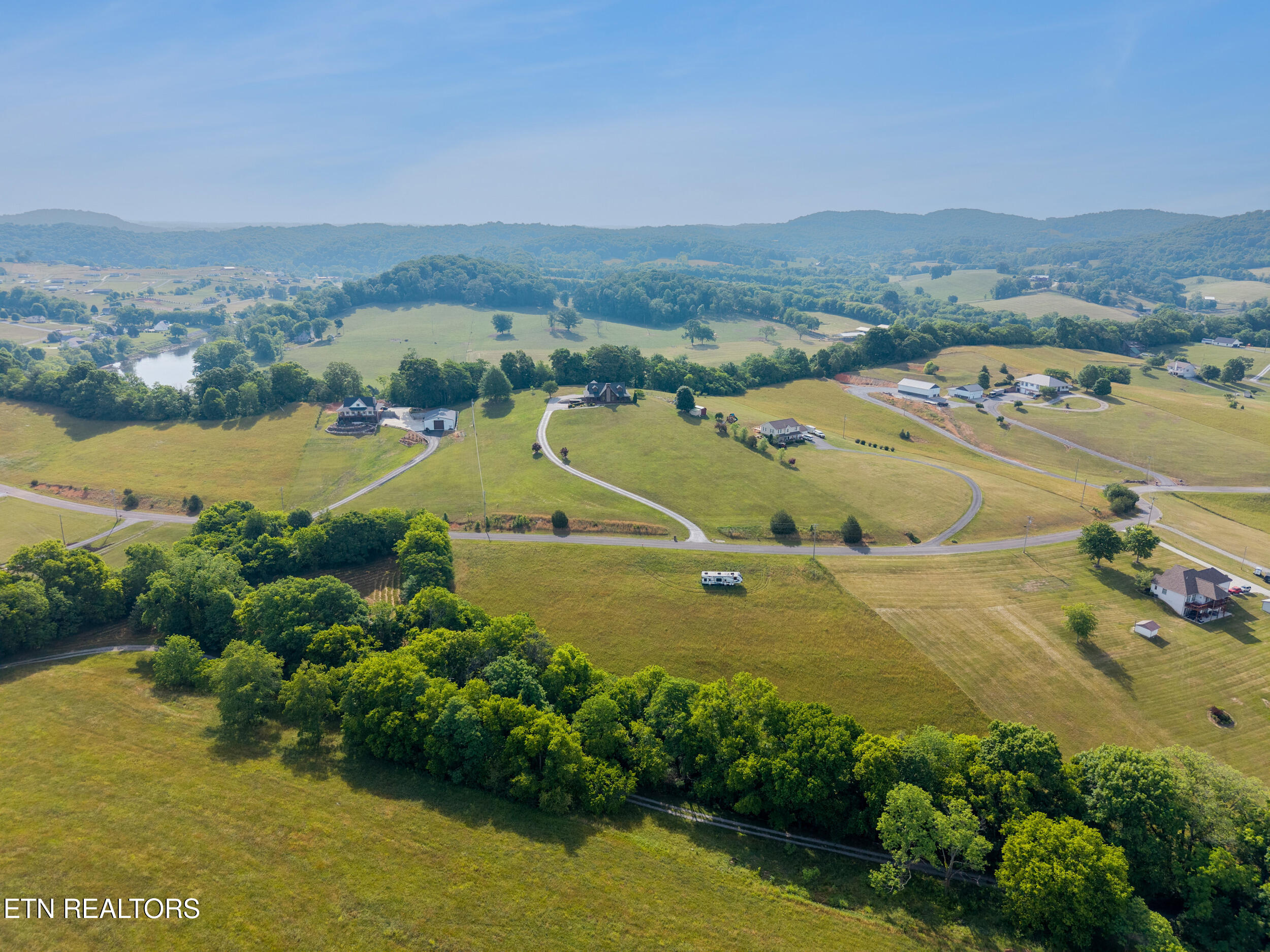 1740 Holston River Drive Rutledge, TN 37861 - Photo 8 of 19 1704_holston_river_dr_0004