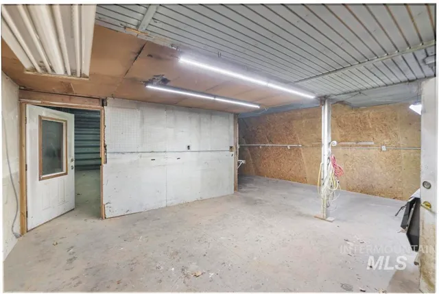 $300,000 | 3588 North 3230 East, Kimberly, ID 83341