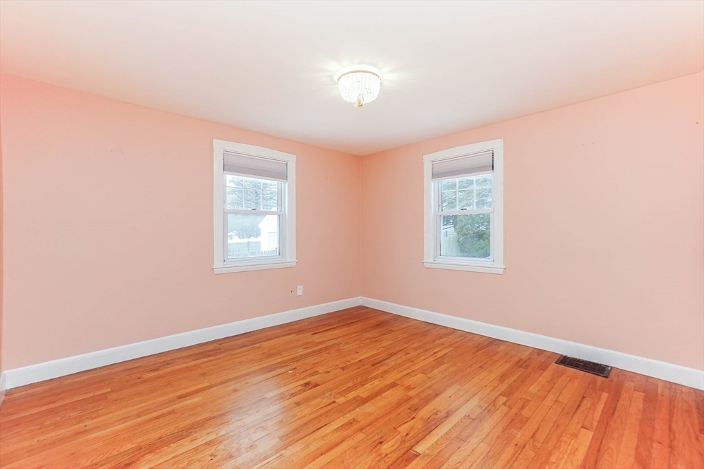 135 Prospect Street Ashland, MA 01721 - Photo 12 of 25 Gallery Image 12
