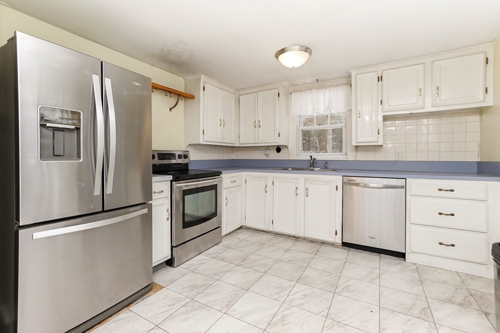 135 Prospect Street Ashland, MA 01721 - Photo 8 of 25 Gallery Image 8
