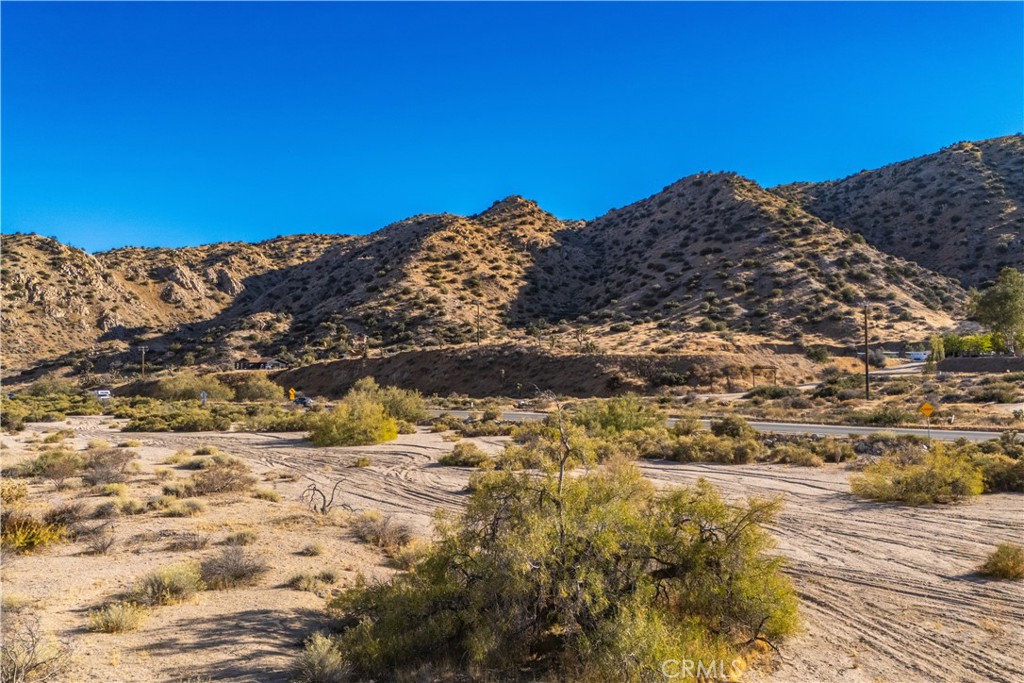6350 Pioneertown Road Pioneertown, CA 92268 - Photo 19 of 36 a view of ocean view with a building