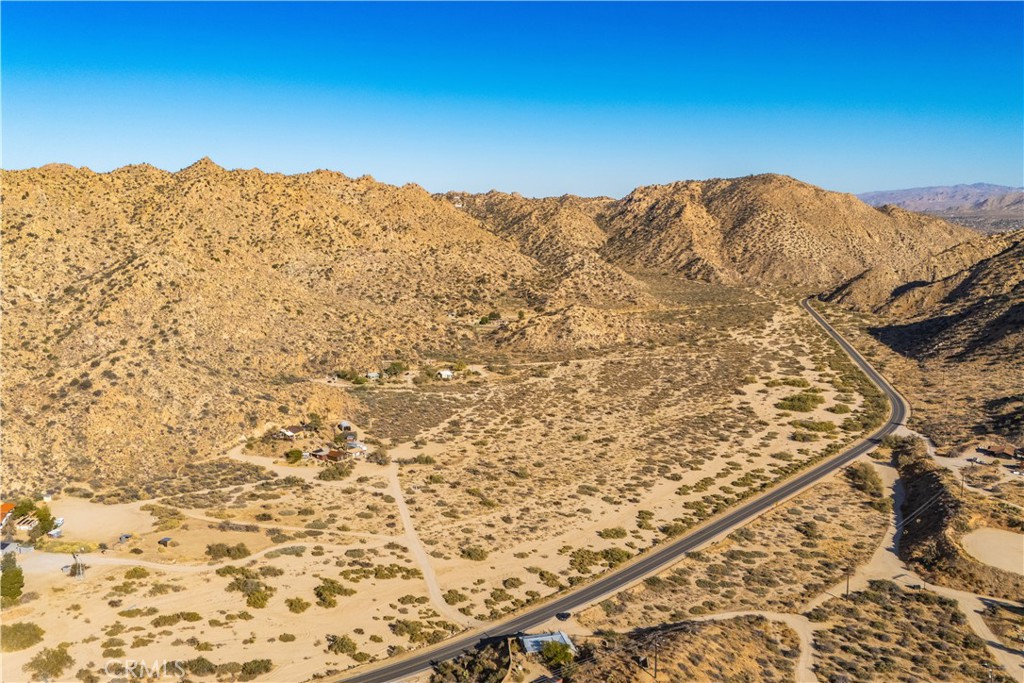 6350 Pioneertown Road Pioneertown, CA 92268 - Photo 25 of 36 view of a mountain