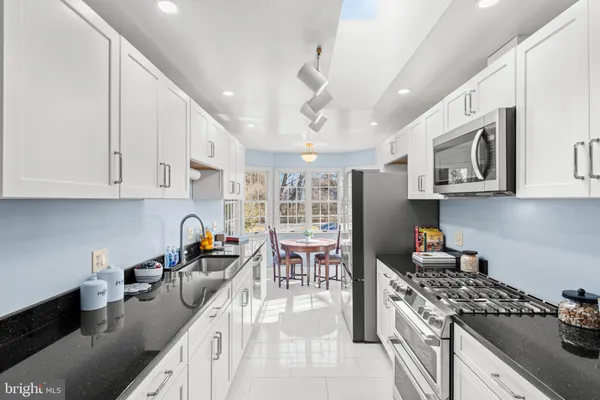 $595,000 | 214 South Royal Avenue, Front Royal, VA 22630
