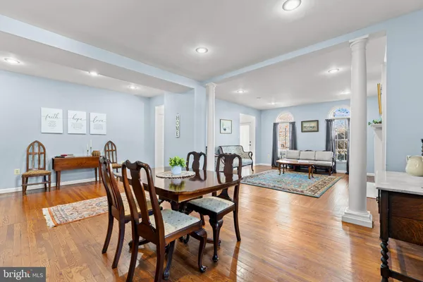 $595,000 | 214 South Royal Avenue, Front Royal, VA 22630