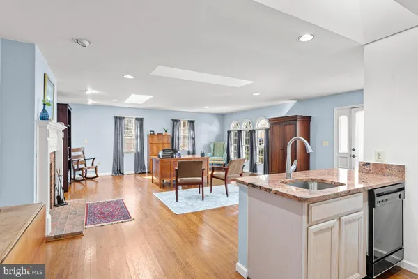 $595,000 | 214 South Royal Avenue, Front Royal, VA 22630