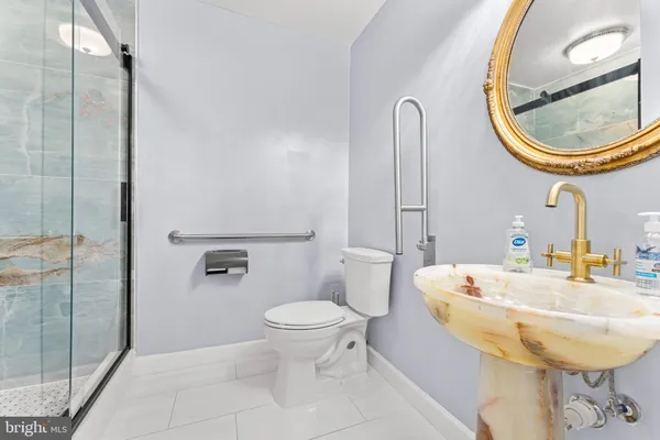 $595,000 | 214 South Royal Avenue, Front Royal, VA 22630