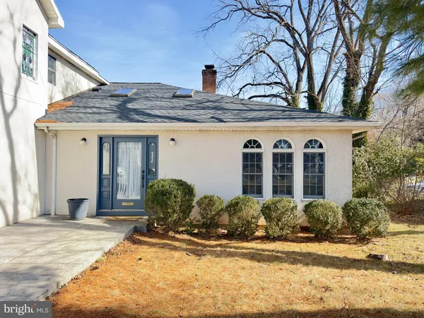 $595,000 | 214 South Royal Avenue, Front Royal, VA 22630