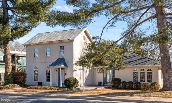 $595,000 | 214 South Royal Avenue, Front Royal, VA 22630