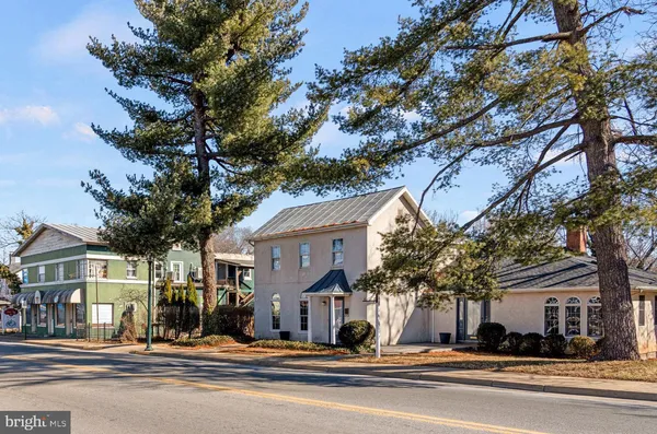 $595,000 | 214 South Royal Avenue, Front Royal, VA 22630