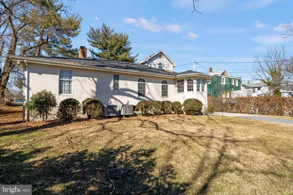 $595,000 | 214 South Royal Avenue, Front Royal, VA 22630