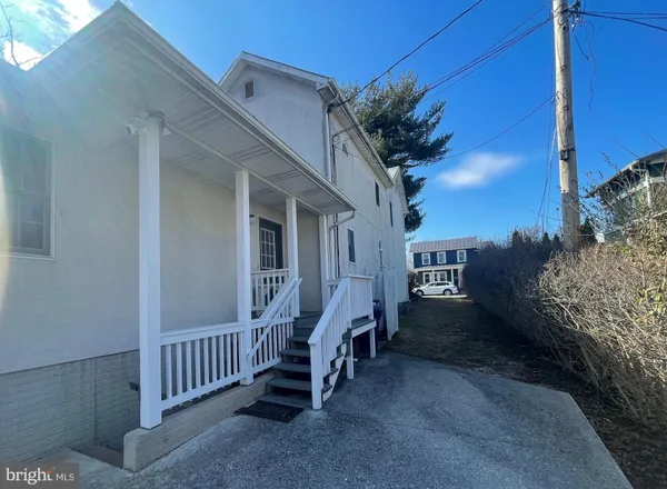 $595,000 | 214 South Royal Avenue, Front Royal, VA 22630