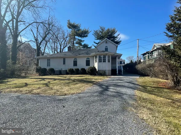 $595,000 | 214 South Royal Avenue, Front Royal, VA 22630