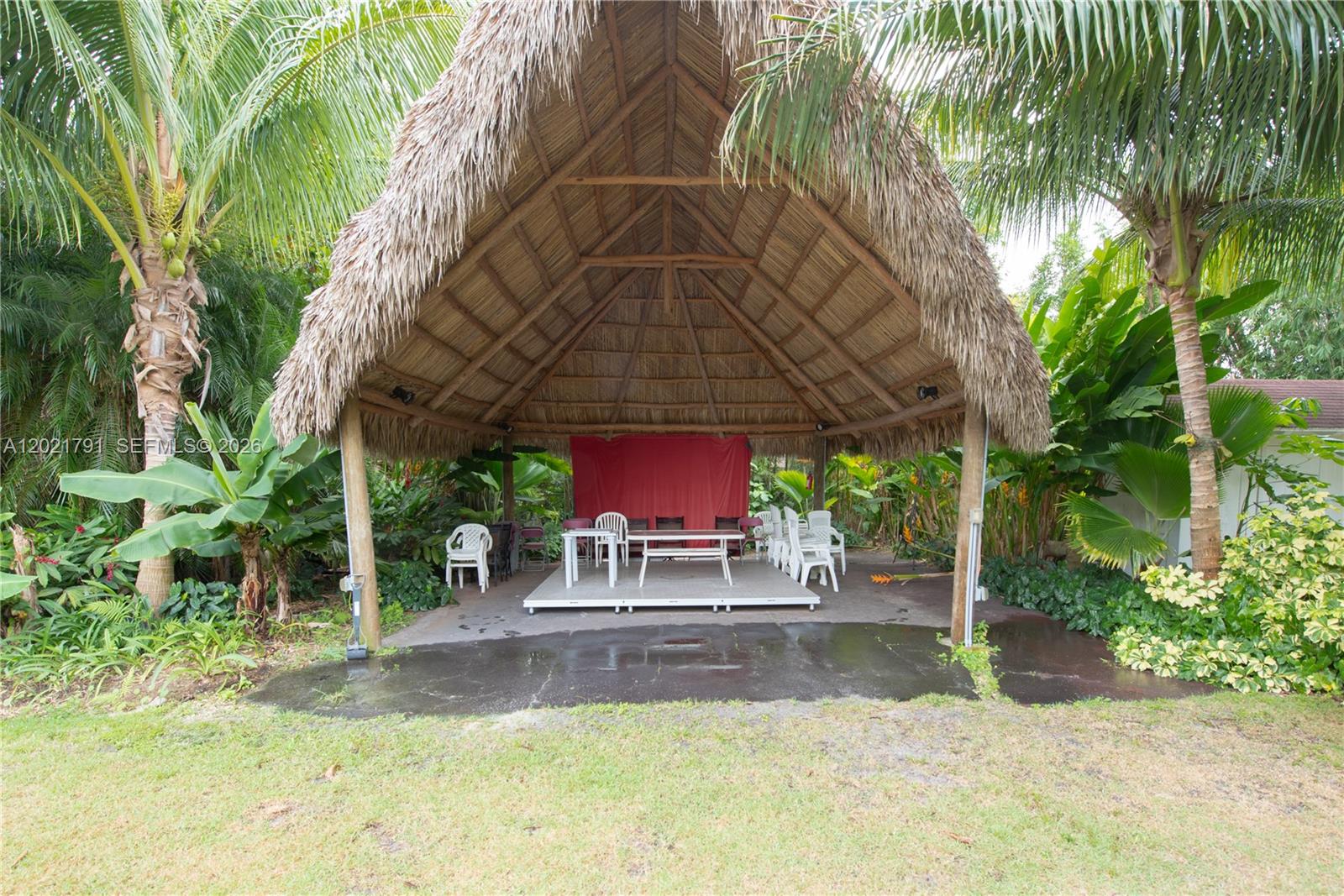 16970 Southwest 264th Street Homestead, FL 33031 - Photo 24 of 58 Tiki Hut