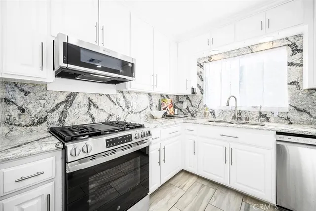 $1,299,000 | 3034 Ocana Avenue, Long Beach, CA 90808