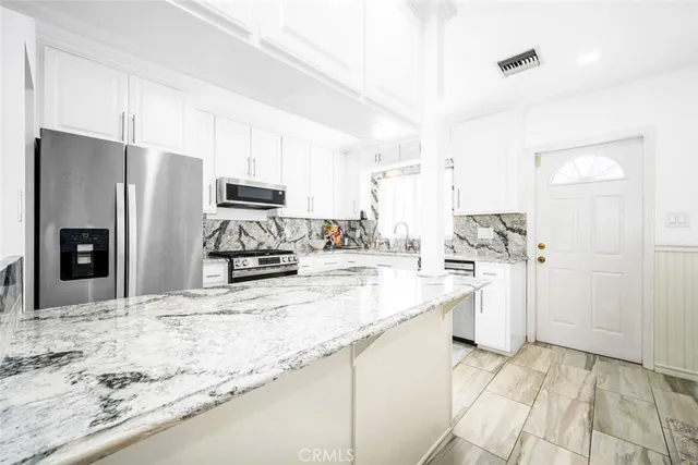 $1,299,000 | 3034 Ocana Avenue, Long Beach, CA 90808