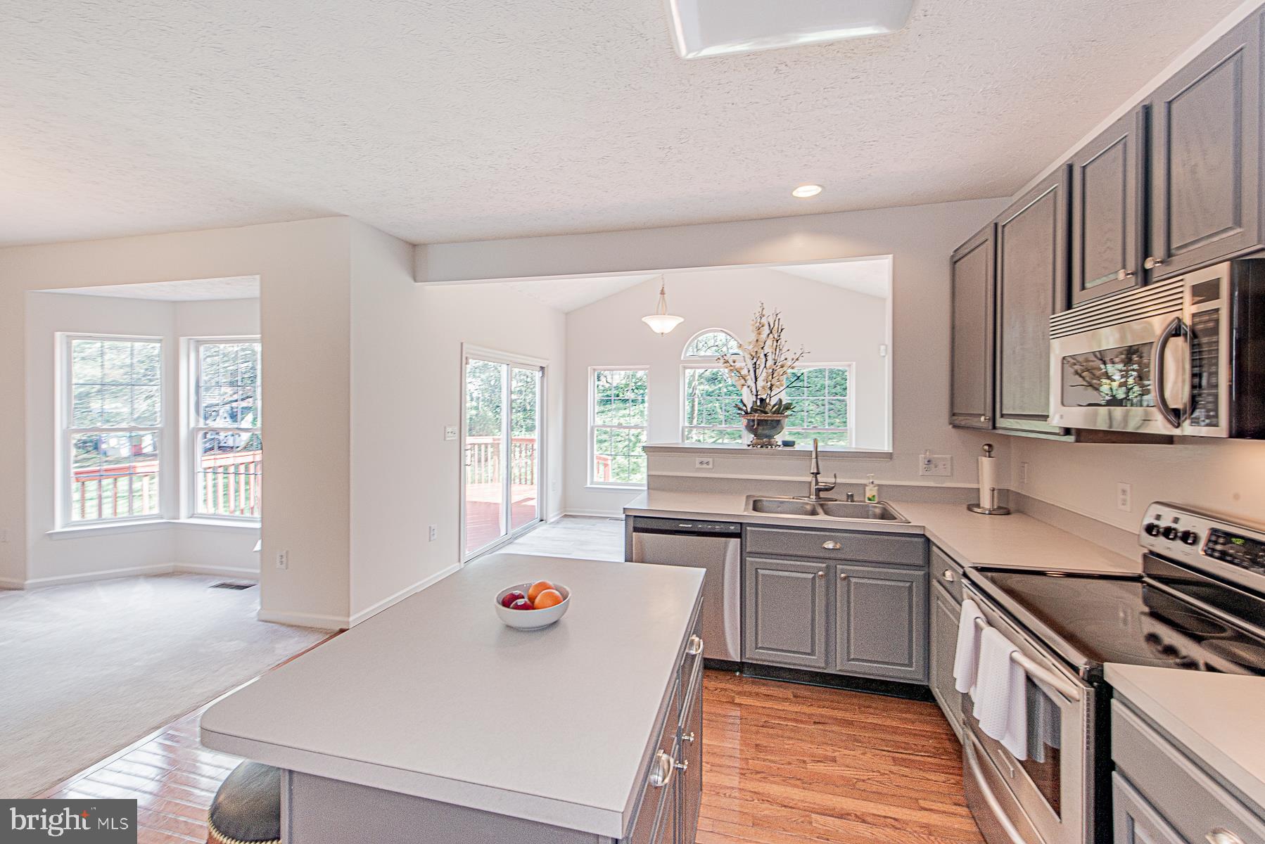 1405 Bretton View Road Annapolis, MD 21409 - Photo 12 of 37